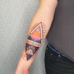 Tattoo mit geometrischem Muster