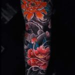 Orientalische Blumen als Tattoo