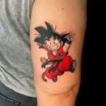 Son Goku als kleines Unterarm Tattoo